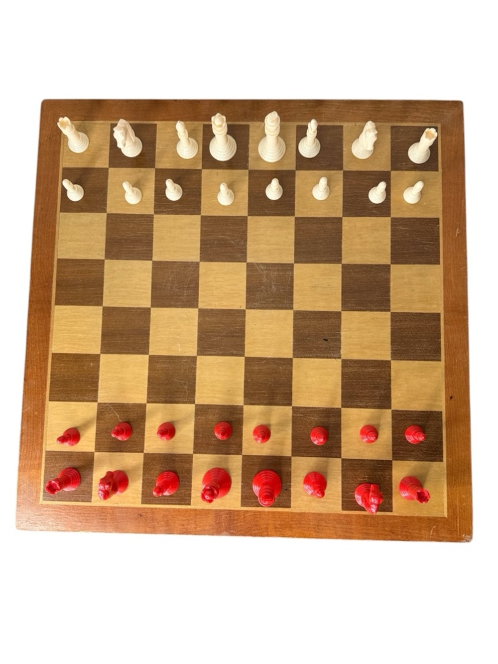 MILTON BRADLEY Vintage 1958 Chessmen Chess Wood Board Set Plastic Pieces